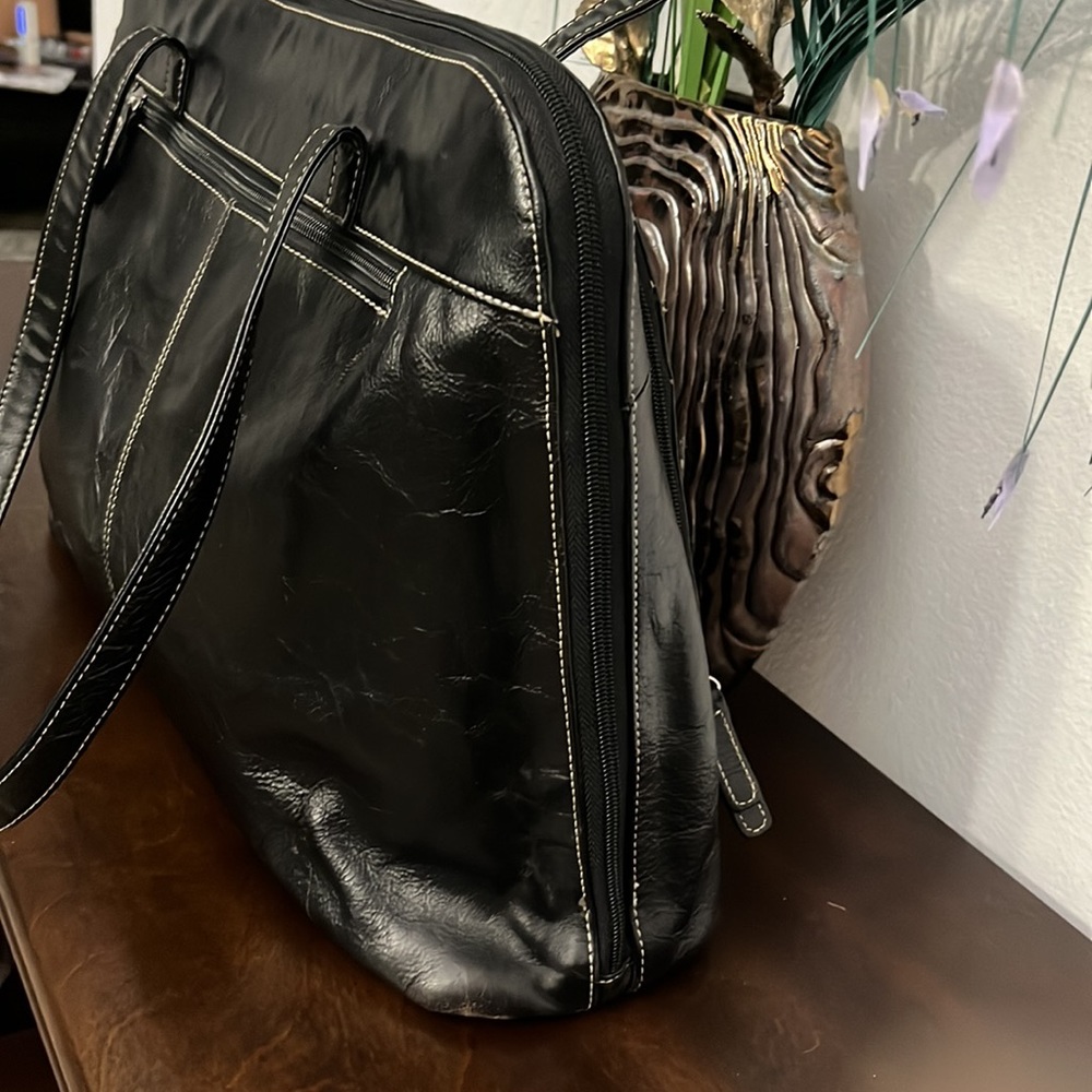 Buxton Leather Business Euro Travel Black Shoulder/Tote Laptop & Accessory Bag View 3